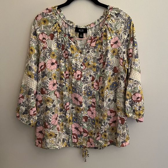 AGB Floral Blouse with Crochet Detailing on the Sleeves Size M - Picture 1 of 5